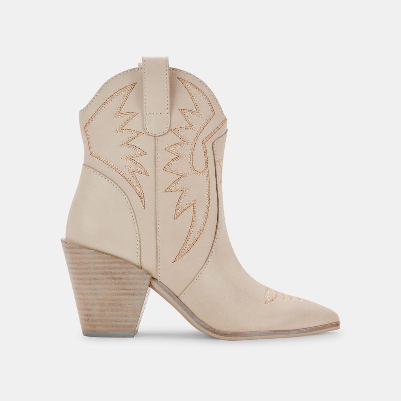 Dolce Vita - Ginni Booties Sand Nubuck